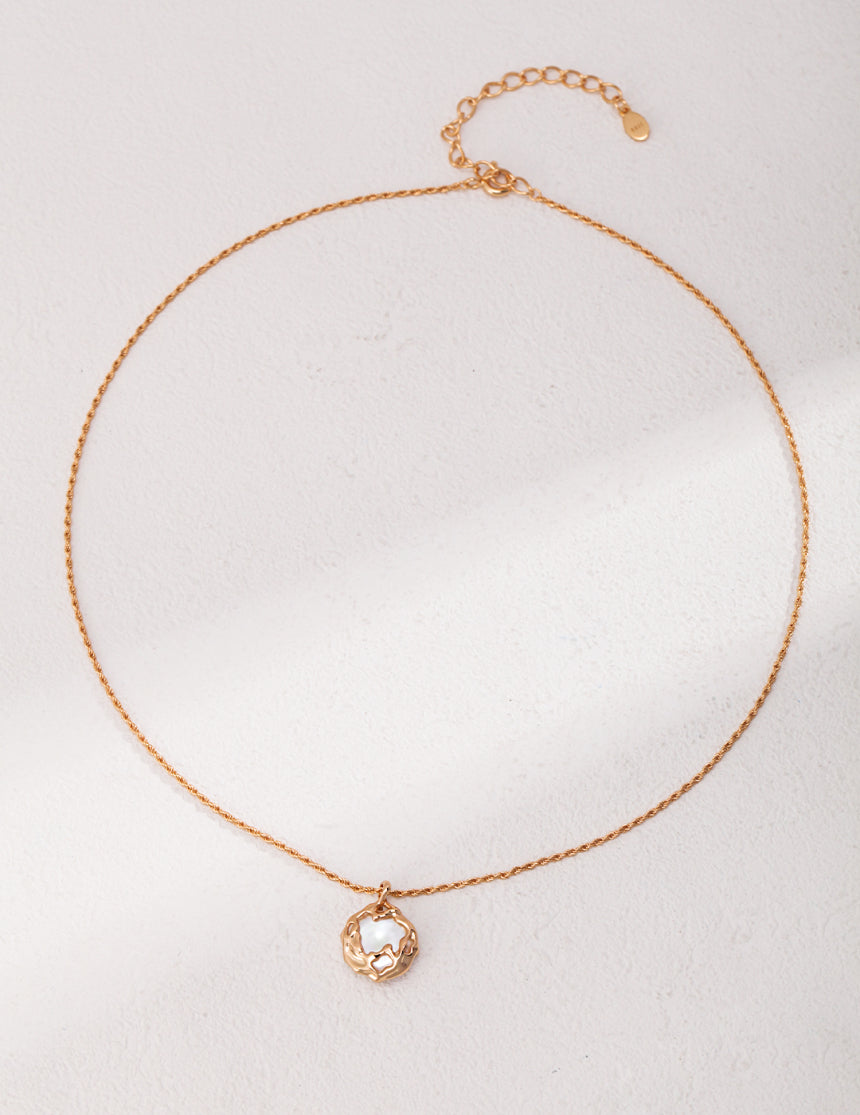 Flip Pearl Pendant Necklace