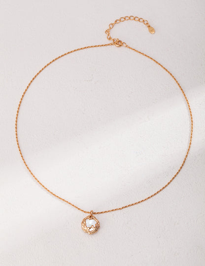 Flip Pearl Pendant Necklace