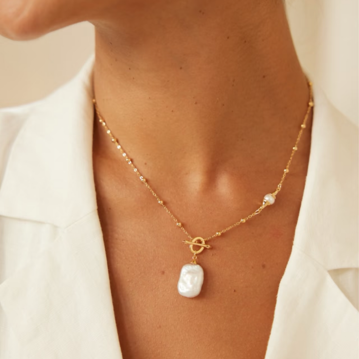 Rectangle Baroque Pearl Toggle Necklace